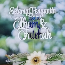 Load image into Gallery viewer, Cake Topper Mirror Gold Artcard and Acrylic for Wedding, Engagement, Pengantin Baru, Bertunang E-day dll