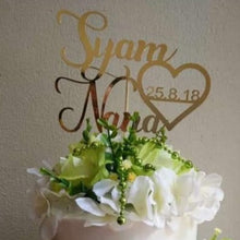 Load image into Gallery viewer, Cake Topper Mirror Gold Artcard and Acrylic for Wedding, Engagement, Pengantin Baru, Bertunang E-day dll

