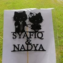 Load image into Gallery viewer, Cake Topper Mirror Gold Artcard and Acrylic for Wedding, Engagement, Pengantin Baru, Bertunang E-day dll

