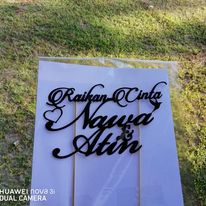 Load image into Gallery viewer, Cake Topper Mirror Gold Artcard and Acrylic for Wedding, Engagement, Pengantin Baru, Bertunang E-day dll
